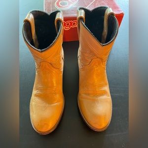 DINGO SHORT LOW HEEL BOOTS - LAD Antique Tan 6 with Collar - size 8 - DI862